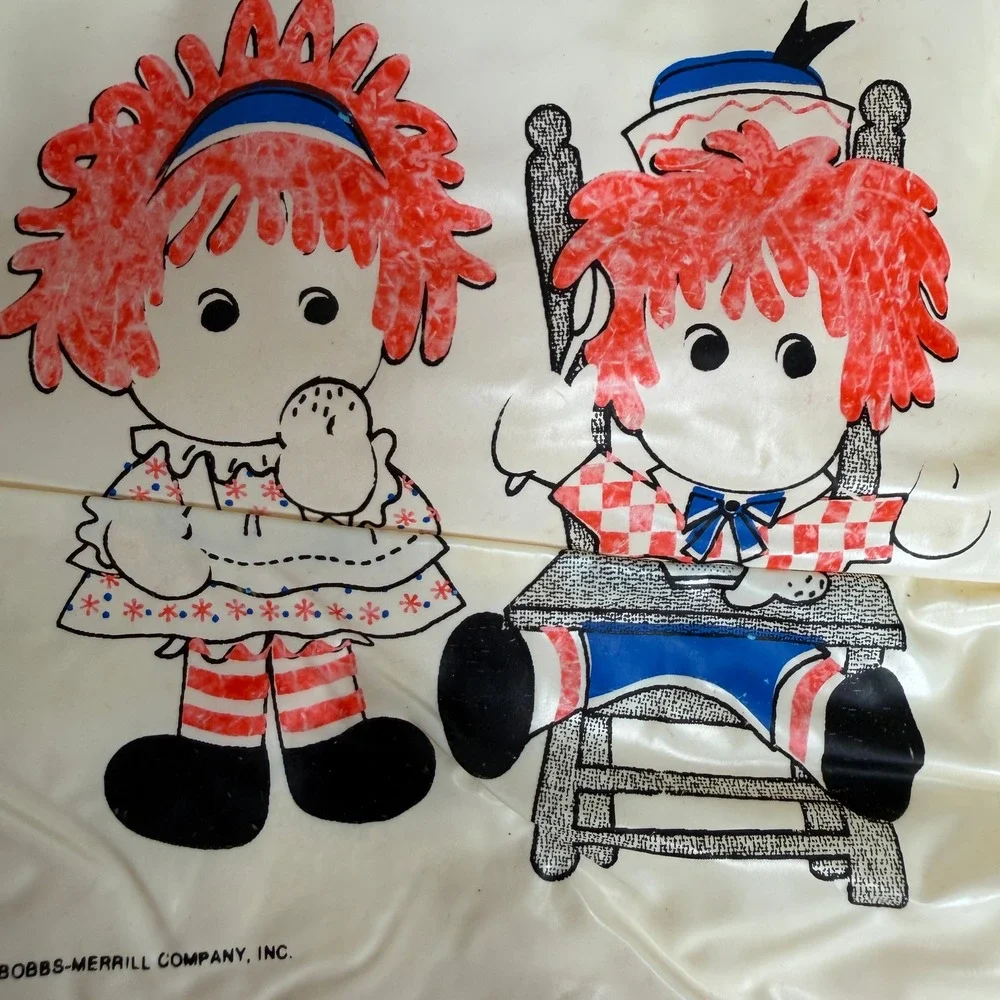Vintage 1977 OS Raggedy Ann Andy Bib Vinyl Terry Pocket Cream Red Bobbs-Merrill